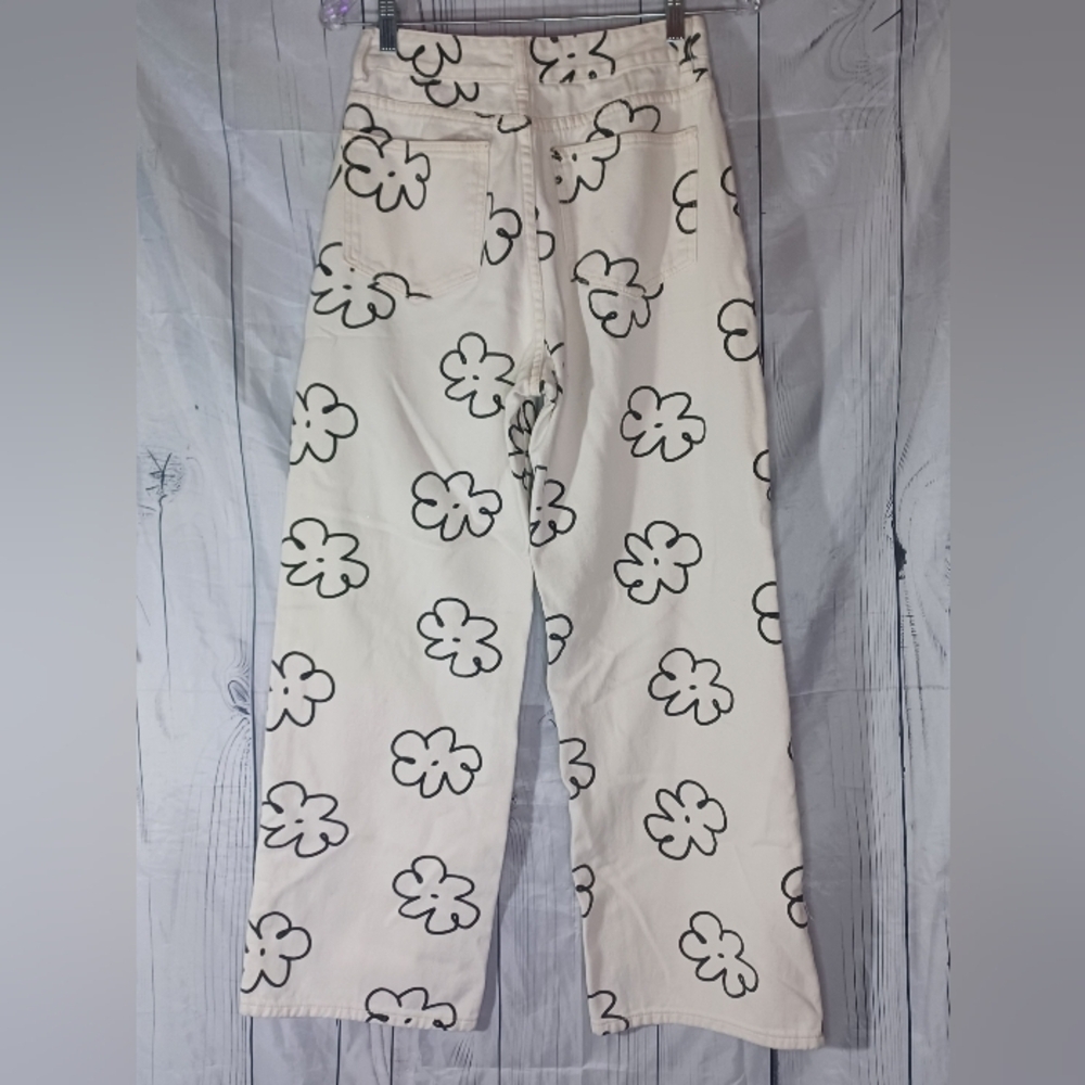 Floral Print Off White Boho Jeans - Picture 2 of 13